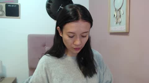 Lanna online show from 02/27/25, 01:28