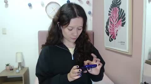 Snapshot of lanna_mills chatting on 06/10/26, 01:21 Lanna online show from 06/10/26, 01:21