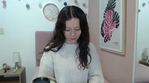 Snapshot of lanna_mills chatting on 06/12/26, 01:32 Lanna online show from 06/12/26, 01:32