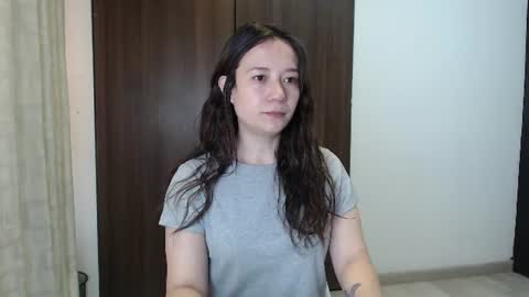 Snapshot of lanna_mills chatting on 07/22/26, 02:31 Lanna online show from 07/22/26, 02:31