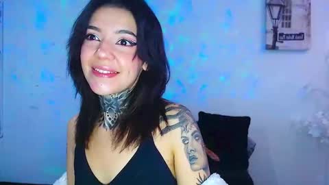 Snapshot of lannie_gonzales chatting on 09/10/25, 03:56 LANNIE   online show from 09/10/25, 03:56