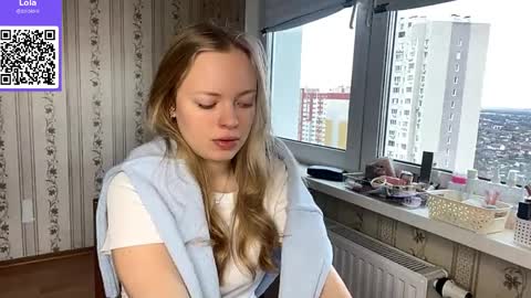 Snapshot of lanniecastellow chatting on 04/06/26, 07:42 Hello My name is Lola online show from 04/06/26, 07:42