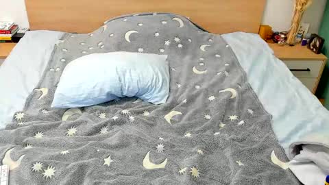 Fandi online show from 12/15/24, 05:45