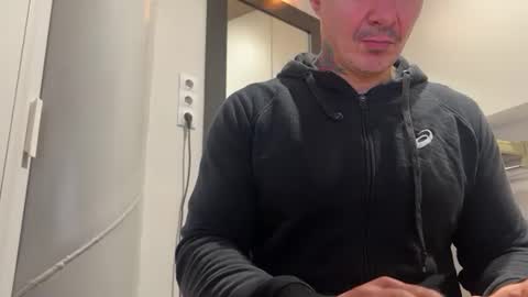 BDSM online show from 11/24/25, 12:16