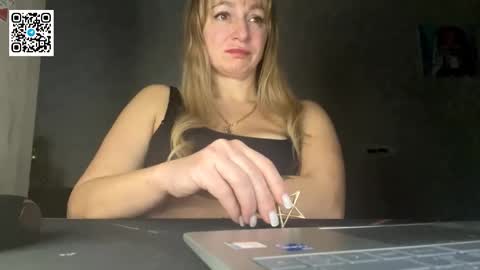 Olena online show from 01/06/26, 10:34