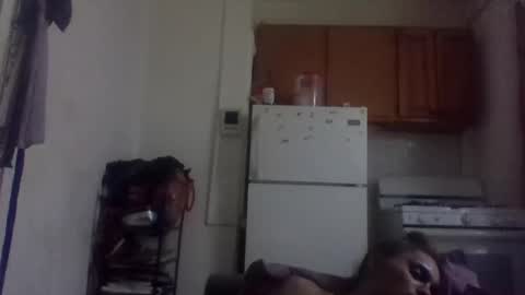 Lapuzzycat201923 online show from 03/05/25, 02:45