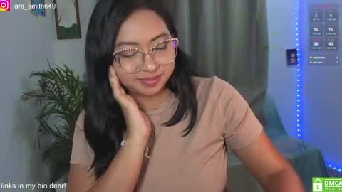Lara  online show from 04/21/26, 02:51