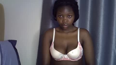 lara online show from 11/15/25, 11:07