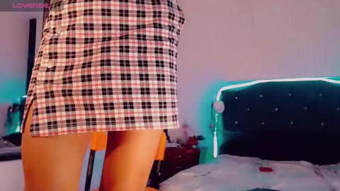 Lara Brunette  online show from 12/04/24, 12:03