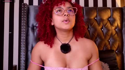 lara_curly online show from 03/24/26, 10:20