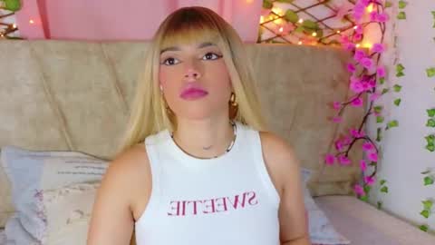 Lara Gill online show from 03/03/26, 07:53