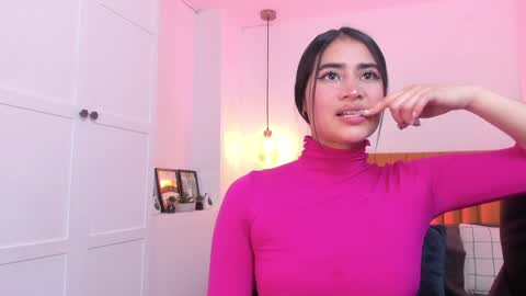 Lara Madisson online show from 12/05/24, 11:40