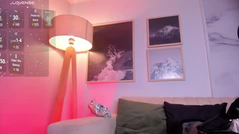 Lara Madisson online show from 02/21/25, 08:07