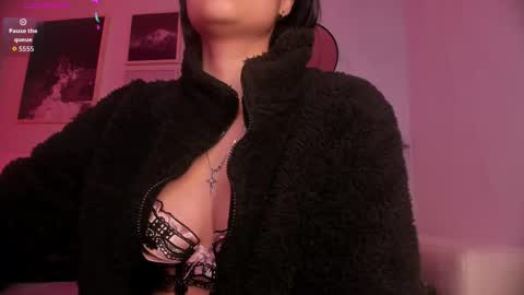 Lara Madisson online show from 10/06/25, 07:28