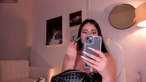 Lara Madisson online show from 06/04/26, 05:02