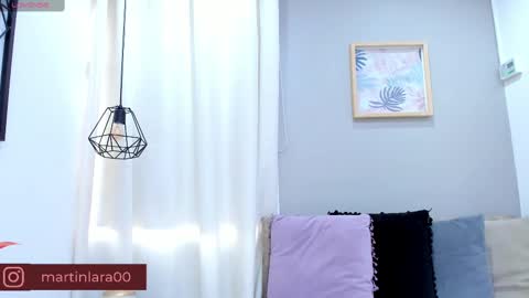      700  200   online show from 03/01/25, 12:23