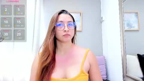 Snapshot of lara_martin chatting on 07/04/26, 07:31 700 200 online show from 07/04/26, 07:31