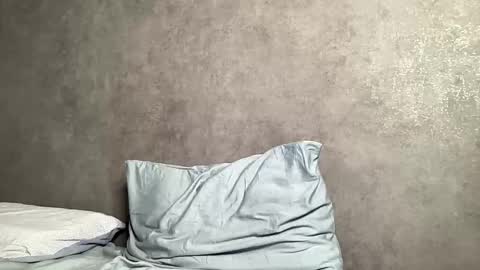 Lara Neon online show from 01/14/25, 02:43