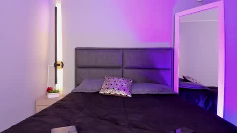 Snapshot of lara_reynolds_ chatting on 02/05/26, 07:40 lara_reynolds_ online show from 02/05/26, 07:40