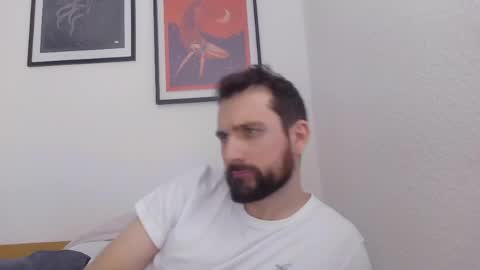 laraaan online show from 03/27/26, 12:05