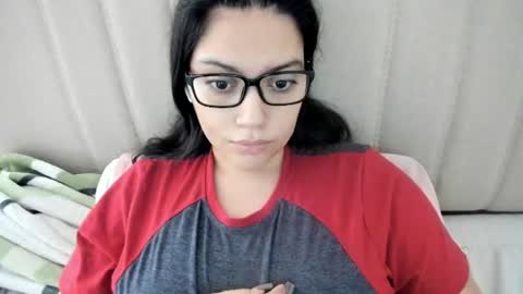 lara online show from 10/11/25, 11:31