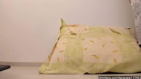 Lara online show from 02/09/25, 09:05