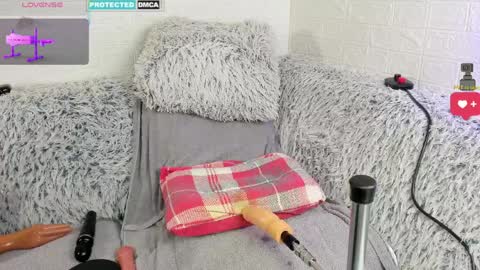 Lara online show from 03/29/26, 09:15