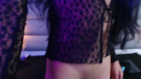 lara online show from 02/18/25, 07:10