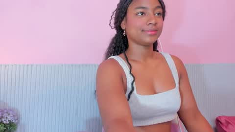 laraebony_ online show from 07/05/26, 10:55