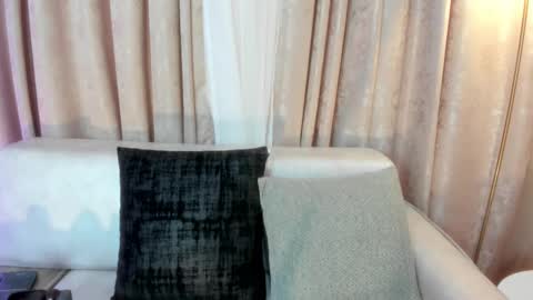  Lara Gold  online show from 12/14/25, 04:01