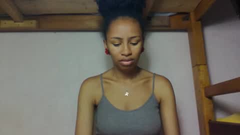 larah98 online show from 02/05/26, 07:35