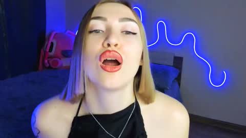 LaraKrein lk online show from 10/13/25, 01:44