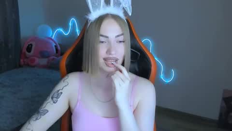 LaraKrein lk online show from 03/09/26, 01:48