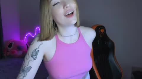 LaraKrein lk online show from 04/21/26, 04:56