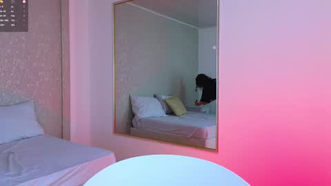 Lara  online show from 02/06/25, 06:13