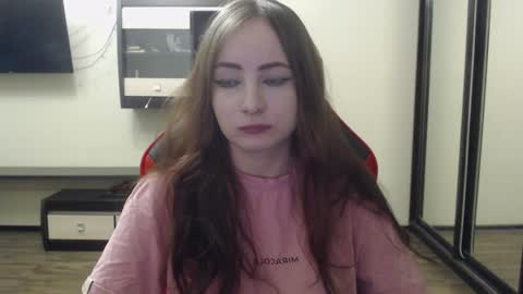 Laralianna online show from 12/24/24, 06:06