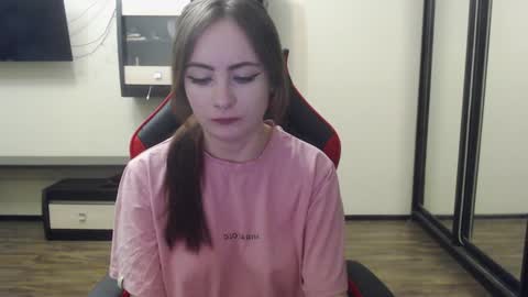 Laralianna online show from 12/25/24, 01:30