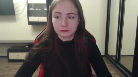 Laralianna online show from 02/07/25, 06:45