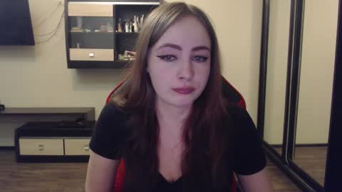 Laralianna online show from 02/23/25, 08:33