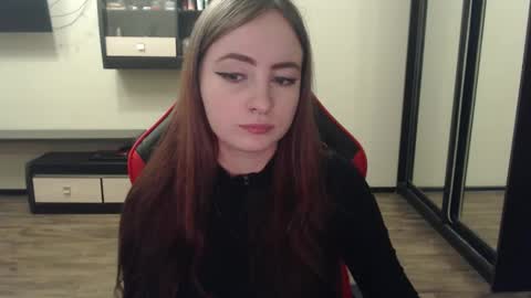 Laralianna online show from 03/01/25, 05:27