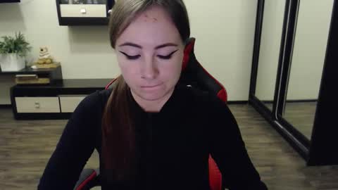 Laralianna online show from 09/16/25, 01:56