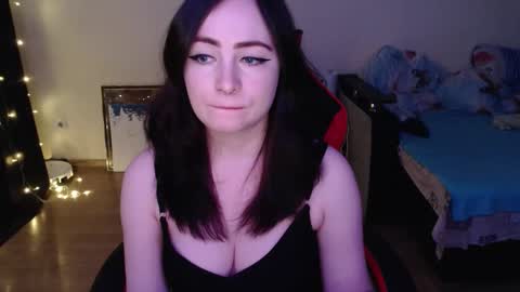 Laralianna online show from 01/12/26, 06:07