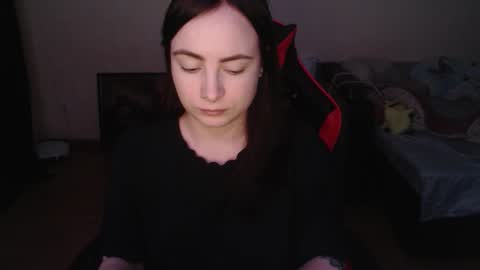 Laralianna online show from 02/05/26, 06:01