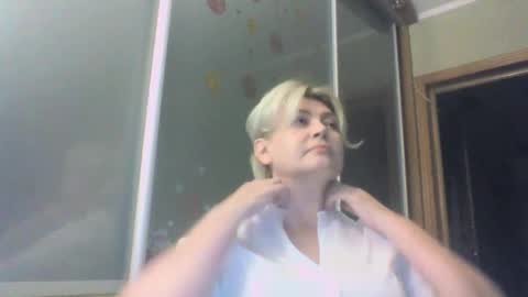 laramrs online show from 09/30/25, 05:18