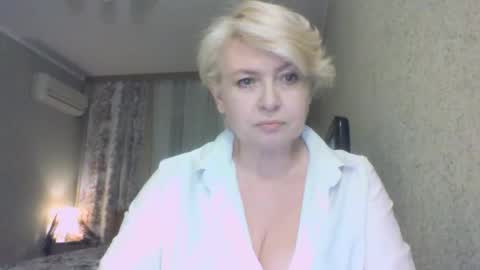 laramrs online show from 03/06/26, 06:37