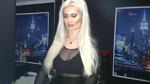 laras_moans online show from 03/02/25, 02:21