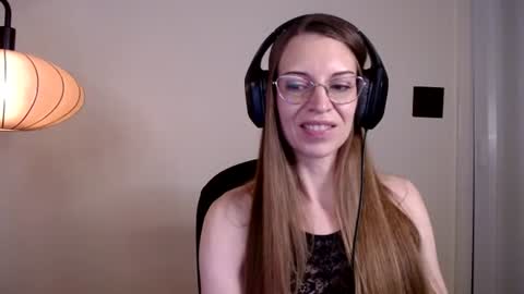 larawintersxxx online show from 07/16/26, 09:32