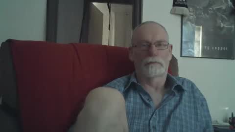 Larbie online show from 01/01/25, 09:17