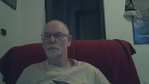 Larbie online show from 03/09/25, 01:46