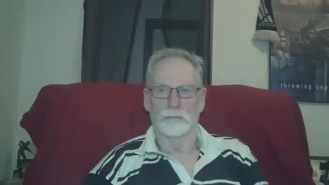 Larbie online show from 09/20/25, 02:01